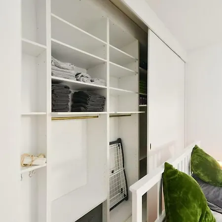 Apartment Kanalvilla: Canal-side With Garden *