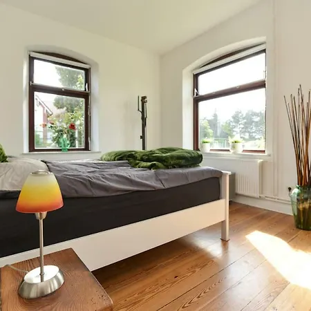 Kanalvilla - Urlaub Am Nord-ostseekanal - Zwei Im Angebot- Eine Im Dachgeschoss Und Eine Mit Garten アパート