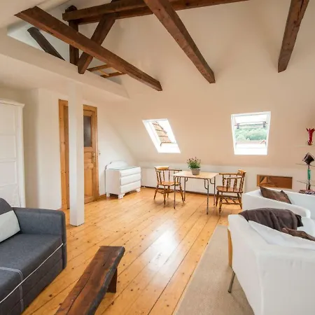 Kanalvilla - Urlaub Am Nord-ostseekanal - Zwei Im Angebot- Eine Im Dachgeschoss Und Eine Mit Garten * Sehestedt (Schleswig-Holstein)