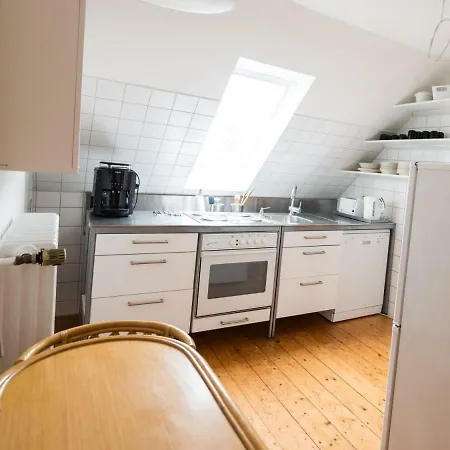 Kanalvilla - Urlaub Am Nord-ostseekanal - Zwei Im Angebot- Eine Im Dachgeschoss Und Eine Mit Garten Apartamento