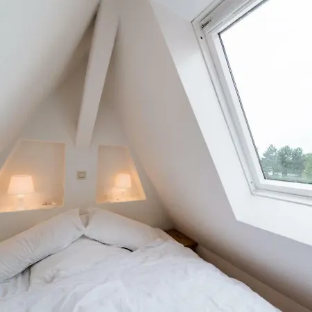アパート Kanalvilla - Urlaub Am Nord-ostseekanal - Zwei Im Angebot- Eine Im Dachgeschoss Und Eine Mit Garten Sehestedt
